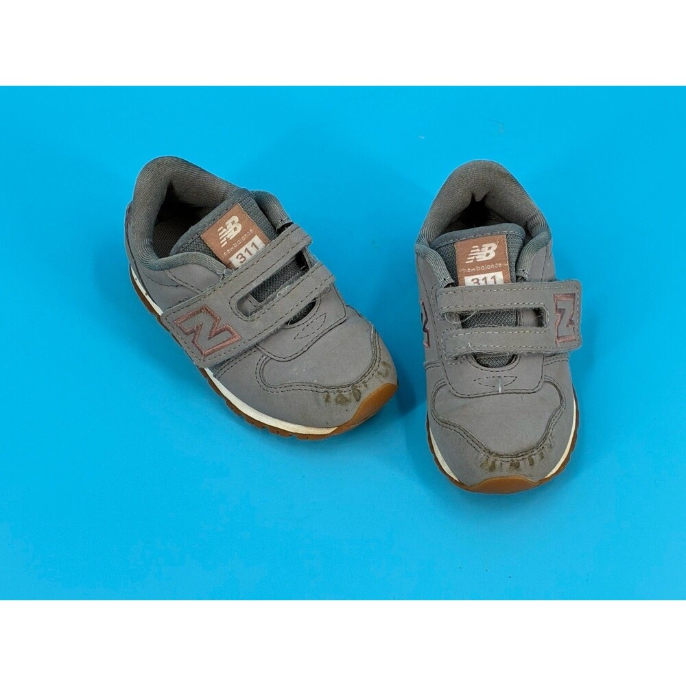 New Balance 311 Toddler 8.5 Gray Pink Hook Loop Sneakers Gum Sole KA311GGI